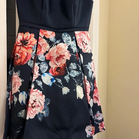 Grad dress - Picture 3 of 3